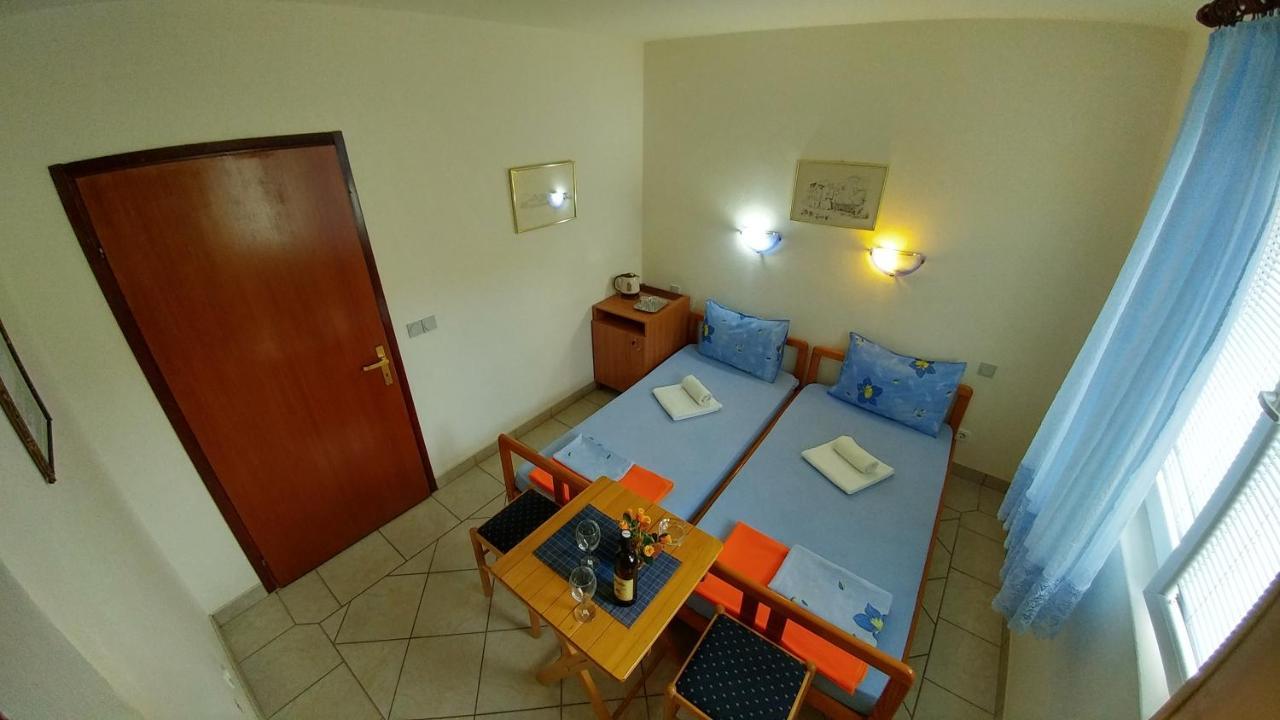 Apartments And Rooms Bova Башка Екстер'єр фото